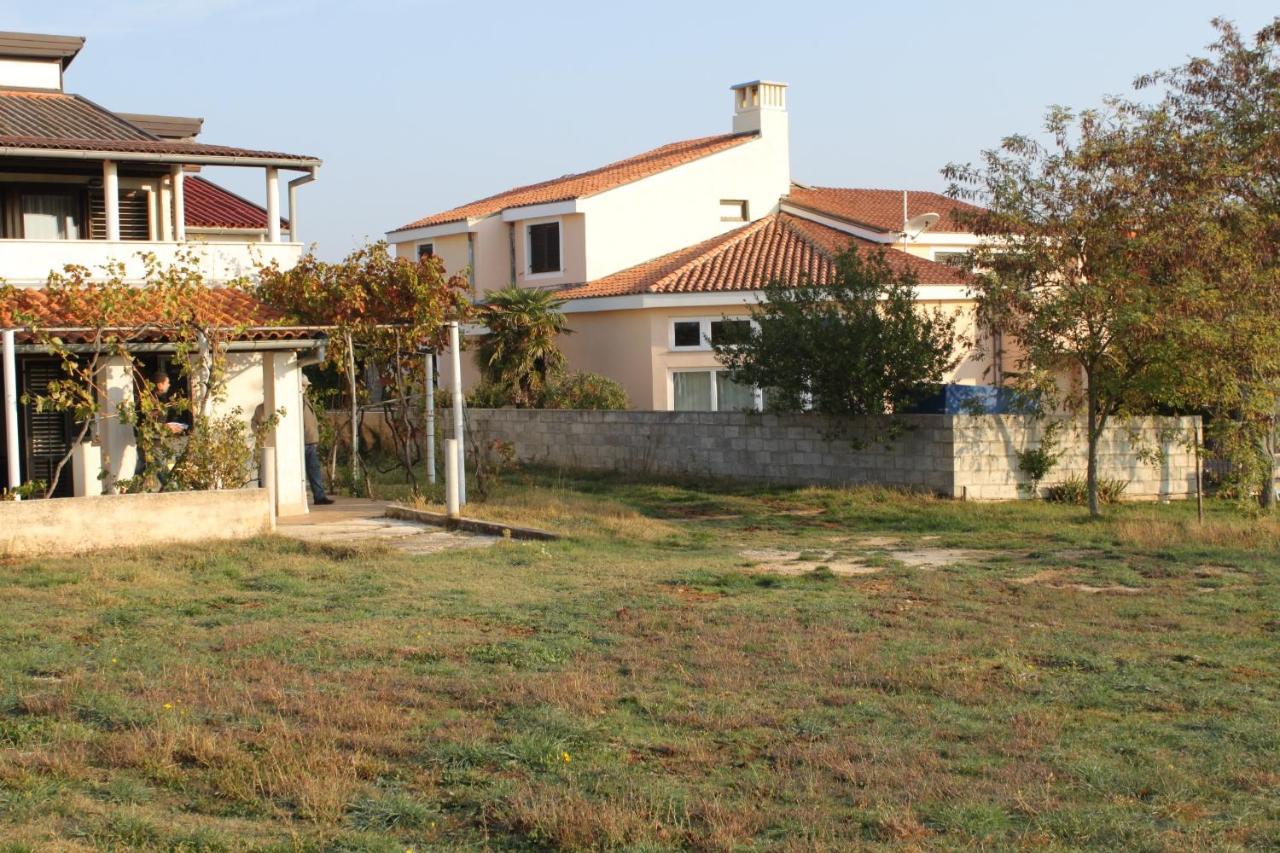 Apartments with a parking space Banjole, Pula - 7487 Bagian luar foto